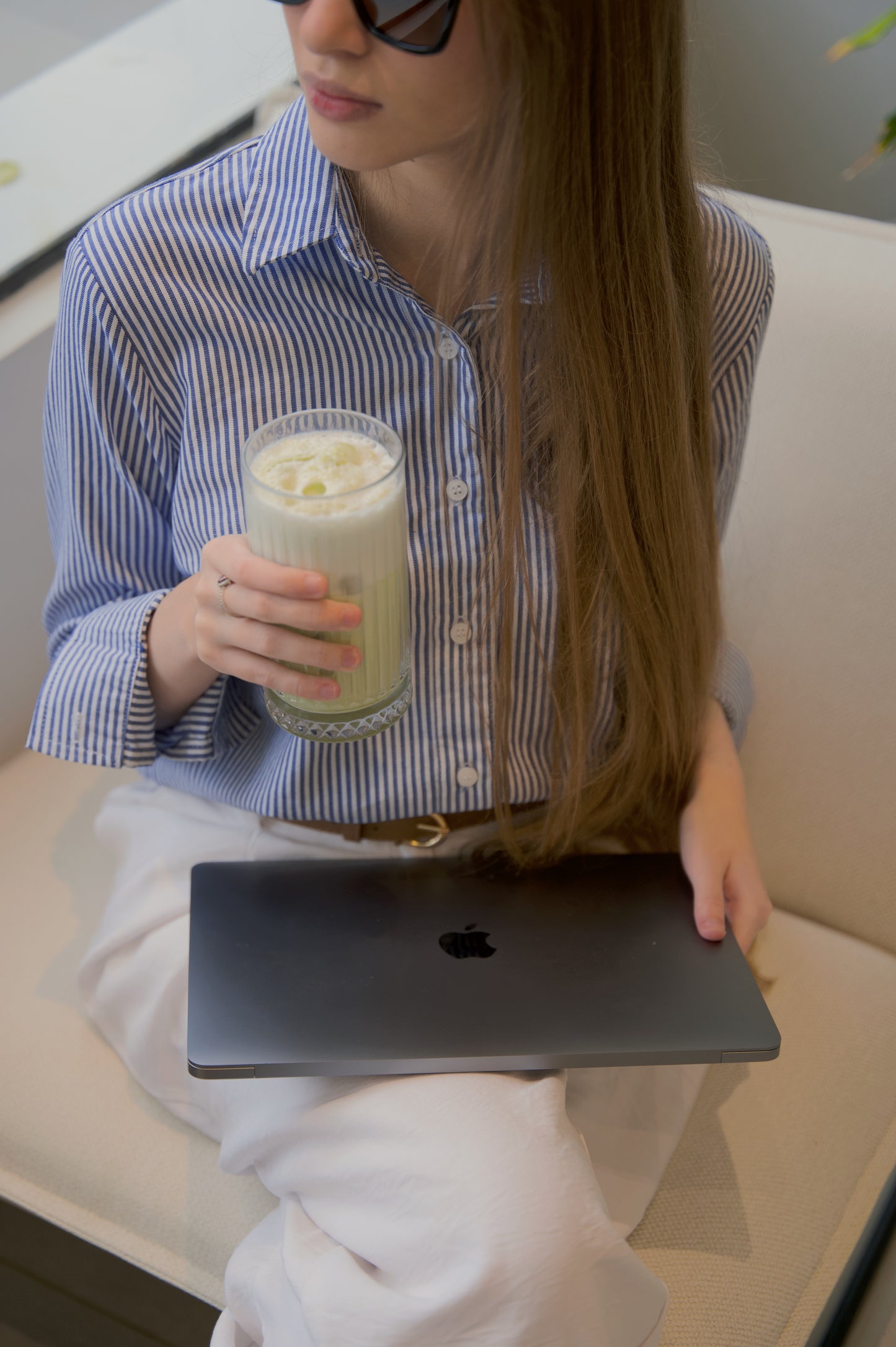 camisa celeste a rayas oxford