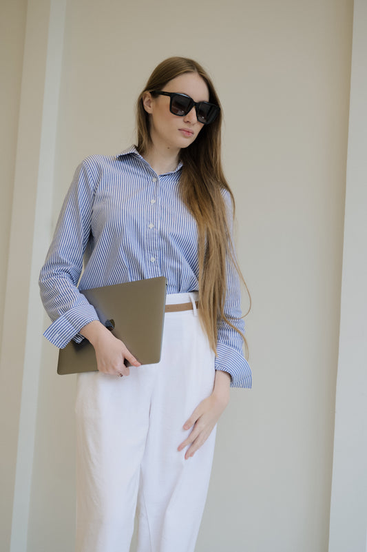 camisa celeste a rayas oxford