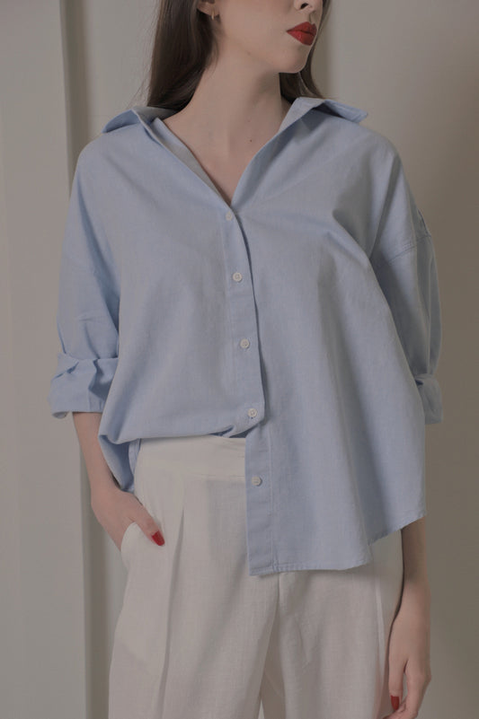 Camisa celeste oversize