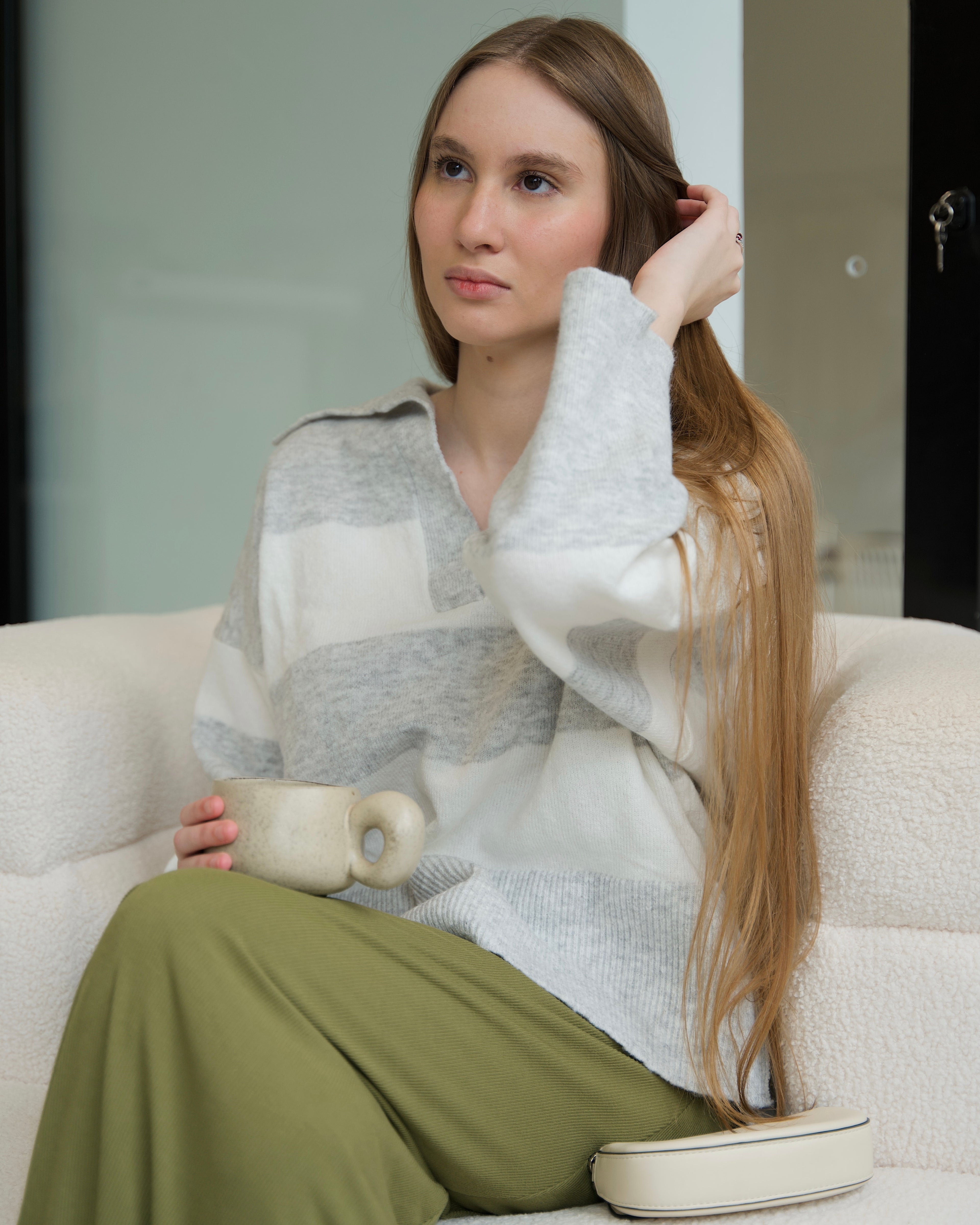 Abrigo gris a rayas old money